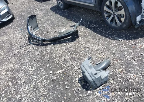 2017 Honda Accord Sport Se z USA, uszkodzony, nr VIN 1HGCR2F13HA281605